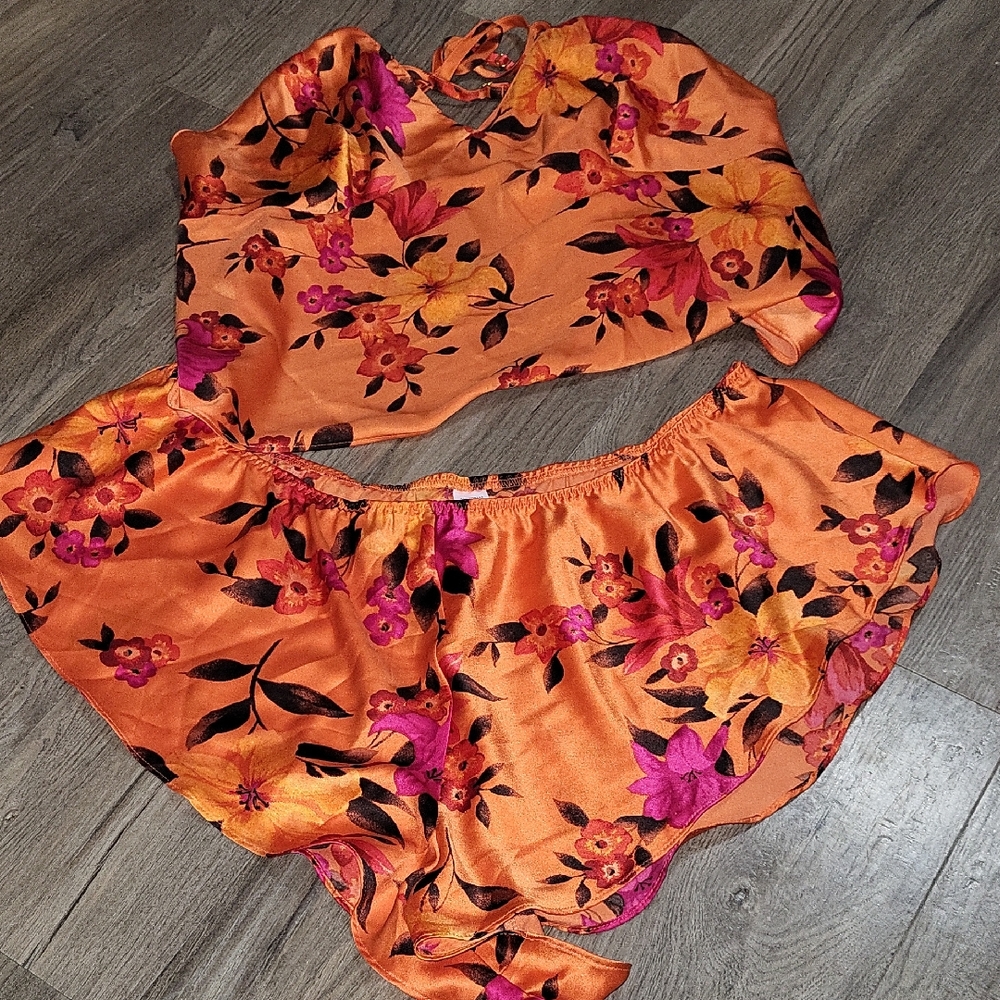 Orange Floral Satin Two-Piece Set Sz Xl Nwt